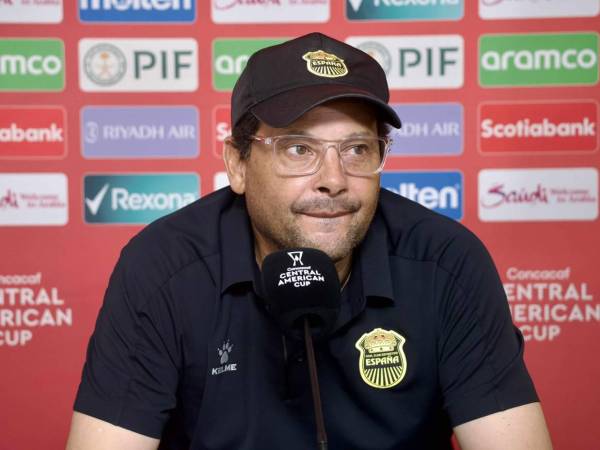 Jeaustin Campos es duramente castigado por Concacaf ¡Diez partidos!