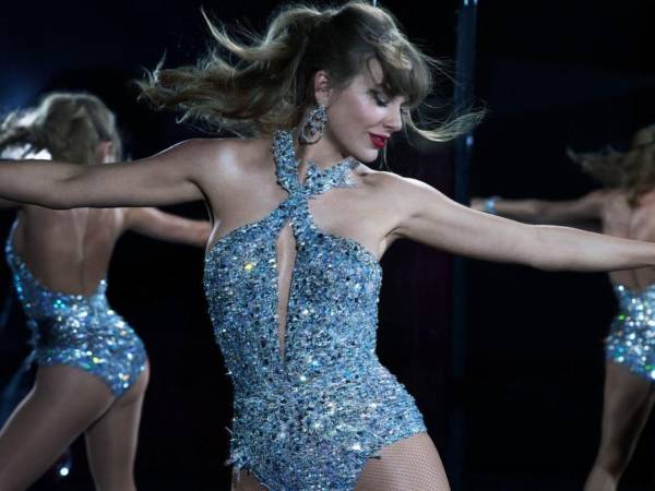 Andy Reid, entrenador jefe de los Kansas City Chiefs, confirmó esta semana que asistirá a la boda de Travis Kelce y Taylor Swift.
