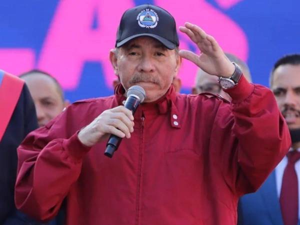 La iniciativa fue presentada nueve días después de que Daniel Ortega propusiera eliminar las elecciones en Nicaragua.