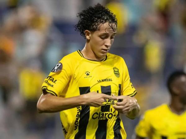 Nixon Cruz tiene una lesión en su rodilla izquierda y será operado.