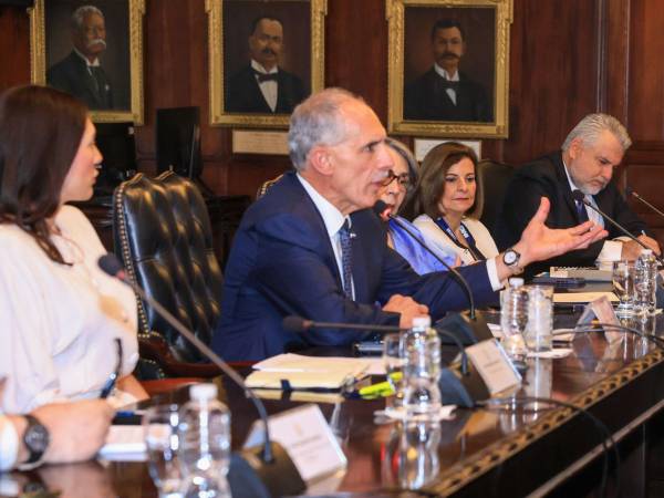El presidente Asfura tomó la decisión de hacer el primer cambio en su gabinete.