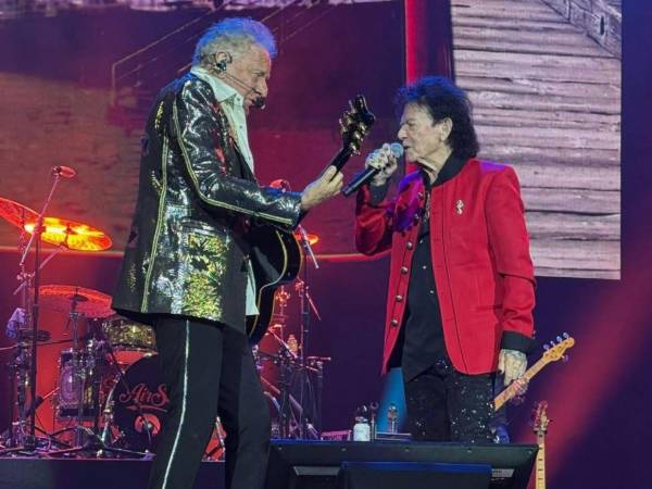 El concierto de Air Supply en Tegucigalpa agotó sus localidades premium a menos de un mes de su realización.