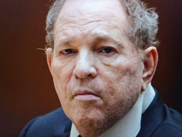 El Tribunal Supremo del Estado de Nueva York indicó que el productor de Miramax deberá comparecer en octubre, mientras se prepara un nuevo juicio relacionado con acusaciones adicionales de carácter sexual.