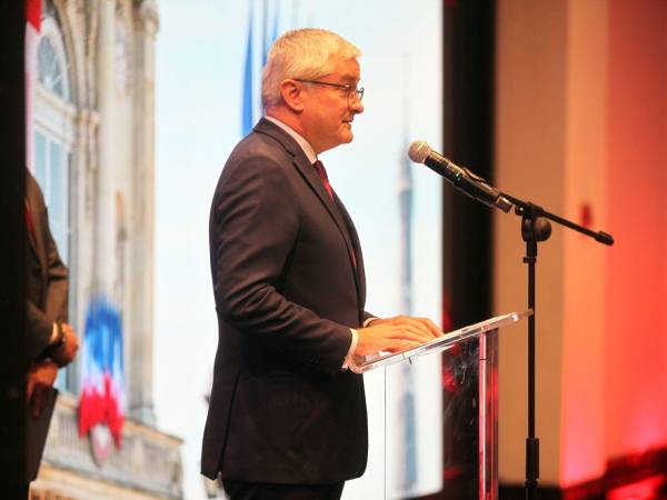 El embajador de Francia en Honduras, Cédric Prieto, ofreció hospitalidad y cordialidad como anfitrión del evento.