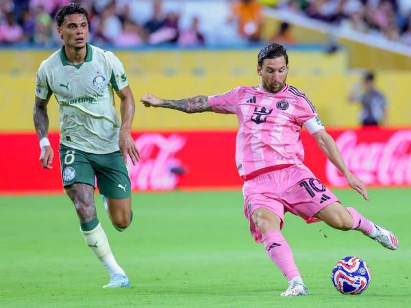 Lionel Messi no pudo brillar como se lo esperaba ante Palmeiras.