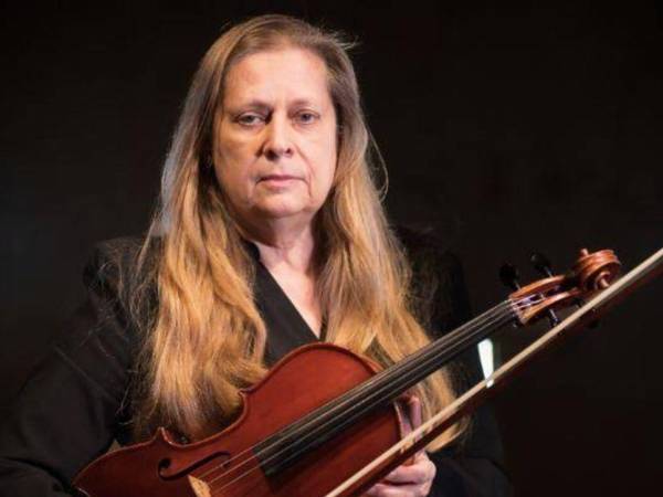 Penélope Knuth, la destacada música que falleció en accidente de la Orquesta de Cámara de Chile.