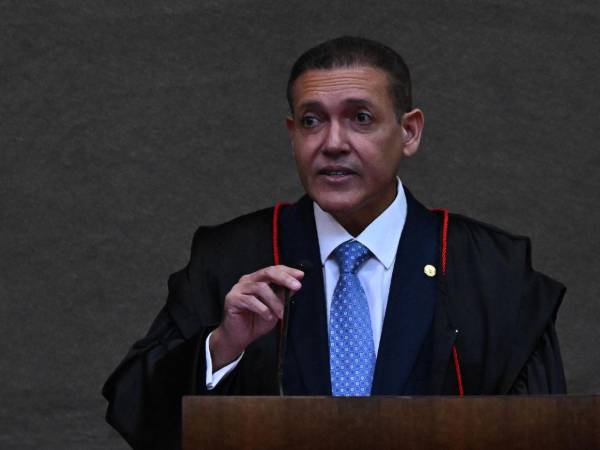 El nuevo presidente del Tribunal Superior Electoral de Brasil, Kassio Nunes Marques.