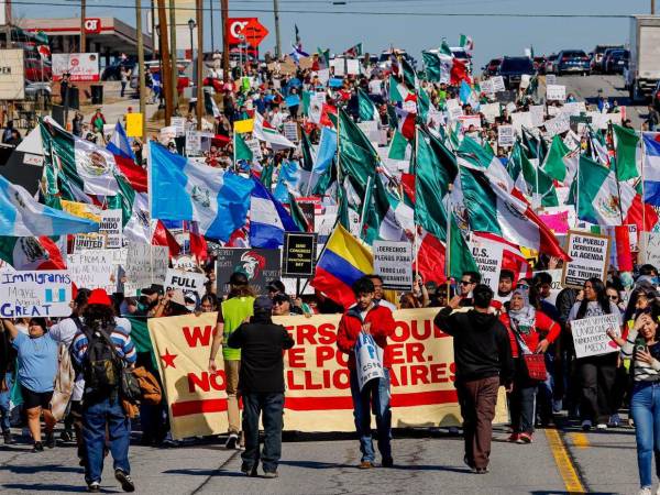 En su mayoría los migrantes son de origen mexicano, según dieron a conocer los medios locales.