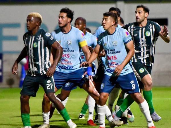 Imágenes del desarrollo del partido.