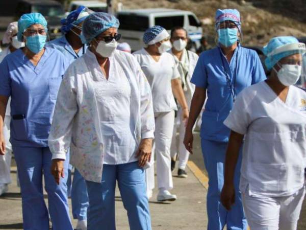 Los supuestos centros de formación están estafando a los ciudadanos que buscan ser auxiliares en enfermería.