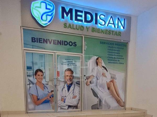 Las clínicas dejan costosos tratamientos para los pacientes.