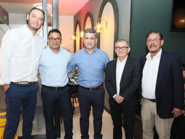 Luján 21 celebró ayer la inauguración de su segundo restaurante en la capital hondureña, ubicado en Plaza Valencia, en la zona sur, reforzando así su compromiso con la calidad y la autenticidad gastronómica argentina.