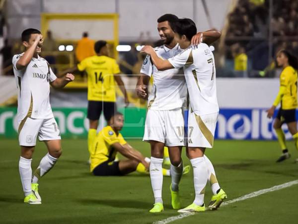 Son Heung-Min fue la figura de Los Ángeles FC ante el Real España.