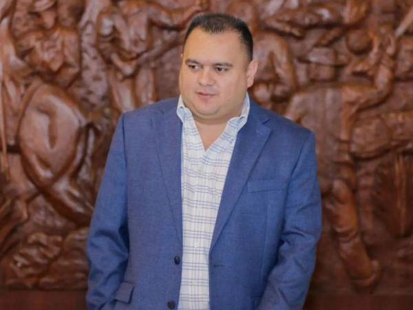 Luis Castro, secretario privado del Gobierno de Nasry Asfura, se encuentra fuera de peligro tras accidente en la carretera CA-5.