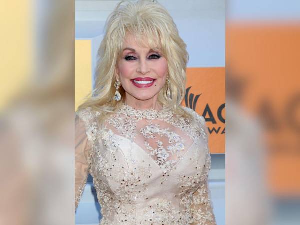 La cantante de éxitos como 'Jolene' y 'I Will Always Love You falleció a los 80 años.