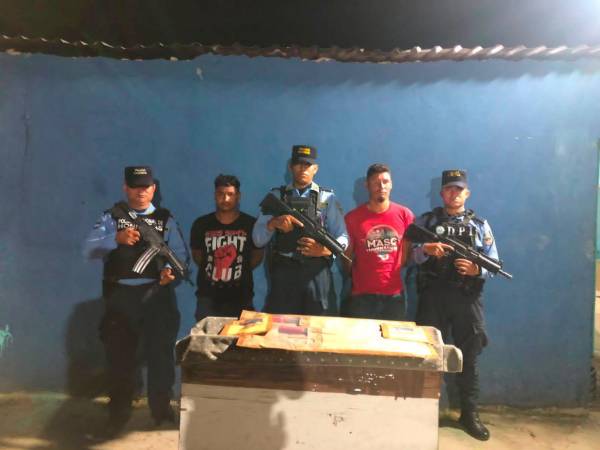 Los sujetos fueron detenidos horas después del crimen, por agentes de la Dirección Policial de Investigaciones (DPI).