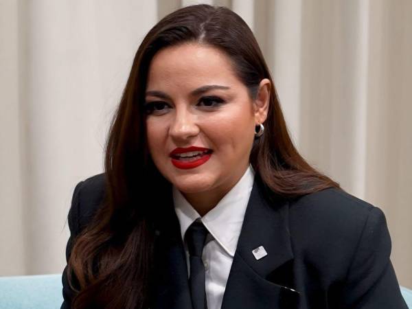 La actriz y exintegrante de RBD, Maite Perroni, se convirtió en tendencia tras los comentarios negativos de algunos internautas sobre su físico. Mensajes como no te reconocí o ¿qué te pasó? se multiplicaron en redes sociales.