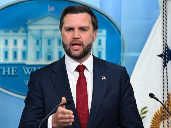 A pesar de que en los últimos días los ejércitos de ambos países han intercambiado ataques, JD Vance aseguró que no hay un intercambio de fuego.