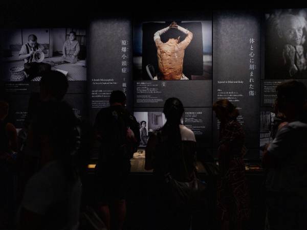 La última vez que la posibilidad de una aniquilación nuclear se cernió visiblemente sobre la humanidad, durante la Guerra Fría, películas como “Testament”, “Threads” y “El Día Después” plasmaron en pantalla la temida devastación y contribuyeron a mover a la opinión pública contra los crecientes arsenales nucleares.