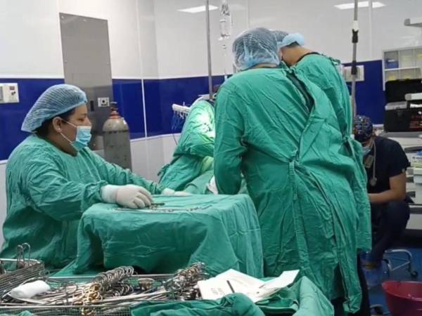 Las autoridades aseguran que progresivamente la mora quirúrgica en el país esta disminuyendo, debido a la acciones para aumentar la capacidad de respuesta en los hospitales.