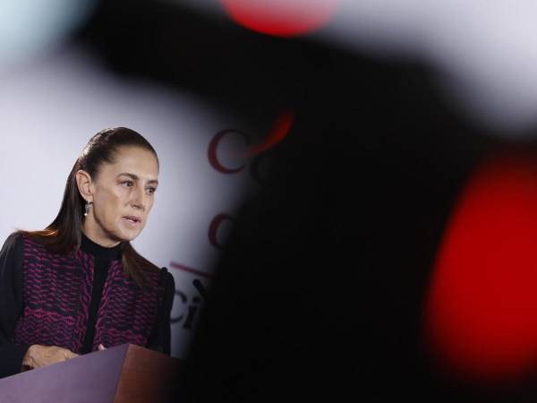 La Fiscalía investiga posibles delitos, incluida traición a la patria.