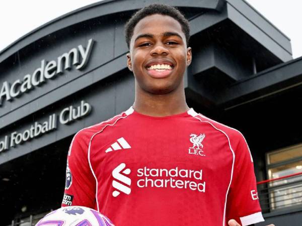 El hijo de Maynor Figueroa puede dar la sorpresa en las próximas horas.