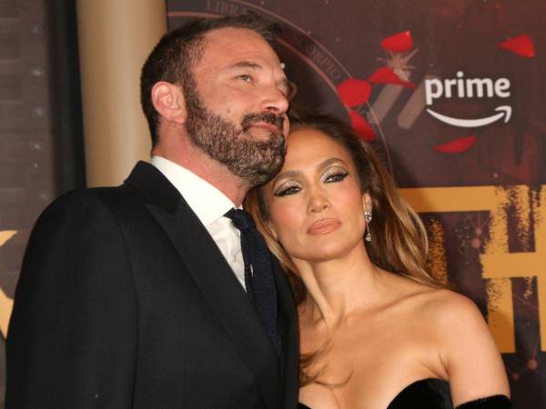 Ben Affleck habló de su vida sentimental a su llegada al estreno de su nueva película. Aseguró que está abierto a lo que traiga la vida, pero que no busca nada.