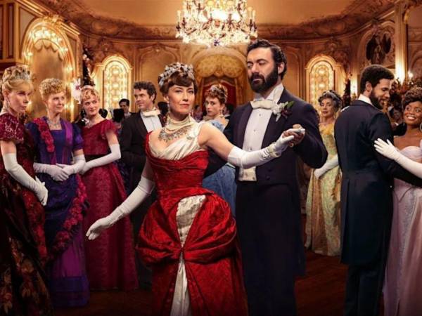 Producida por HBO en colaboración con Universal Television, la serie llega a esta entrega tras poco más de un año de espera desde el cierre de su tercera temporada.
