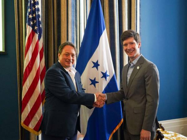 El titular de la Secretaría de Desarrollo Económico (SDE), Edy Ordóñez, encabeza la misión que se reúne con empresarios e inversionistas de Louisiana, New Orleans.
