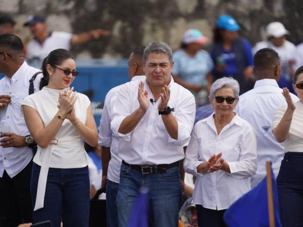 Los analistas coinciden en que la figura política de Hernández se ha visto erosionada tras el juicio en EE.UU.