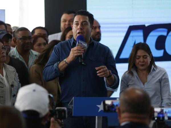 El candidato a alcalde , Juan Diego Zelaya, señaló al partido Libertad y Refundación de boicotear el escrutinio especial y llamó al CNE a cumplir su misión constitucional.