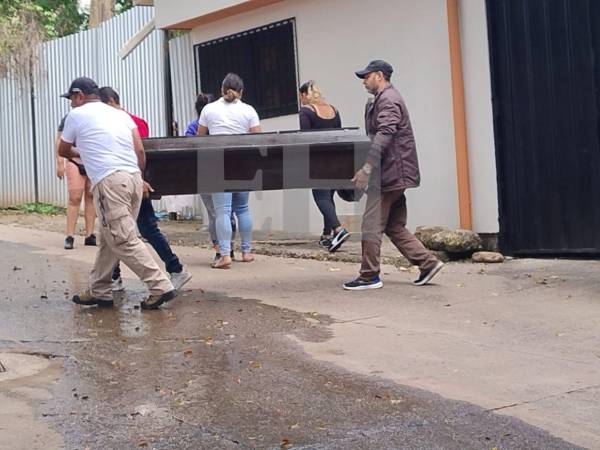 Una madre de dos niños era la mujer hallada muerta en una cuneta en el anillo periférico