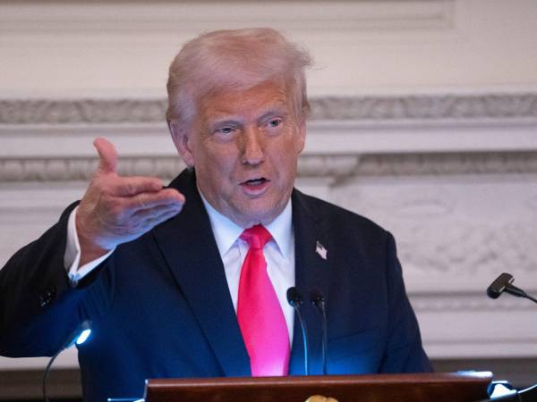 El presidente de EE.UU., Donald J. Trump. ha tomado acciones y aumentado los aranceles contra varios países.