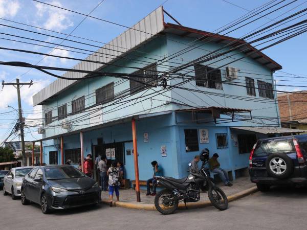 La Secretaría de Salud gestiona la escrituración de varios inmuebles para poder rehabilitar centros de salud deteriorados del Distrito Central.
