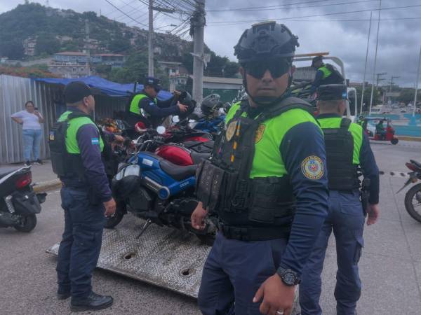 La Gerencia de Movilidad Urbana y la Policía Municipal de la AMDC han decomisado 720 motocicletas de enero a julio por obstruir la circulación de peatones
