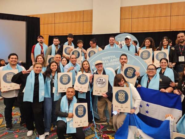 Delegación hondureña participa activamente en la feria internacional del café en San Diego