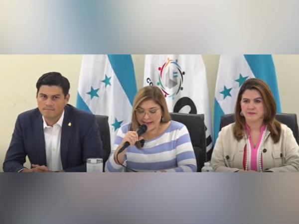 El CNE enfatizó que la publicación de las papeletas electorales definitivas será el 2 de octubre, por lo que las actuales son preliminares y están sujetas a resoluciones del órgano electoral.