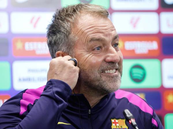 Hansi Flick no oculta su alegría de poder volverse a coronar con el FC Barcelona por LaLiga.