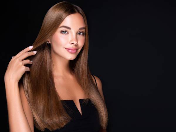 El resultado es una melena más suave, brillante, sin encrespamiento y con movimiento natural.