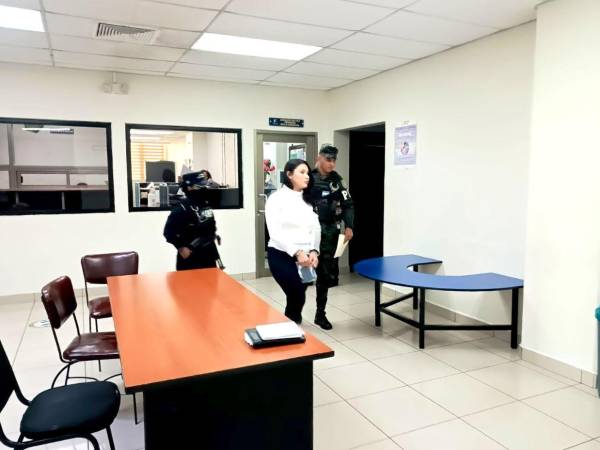 El juicio oral de Katherine Yulibeth Romero Sorto se llevó a cabo en la sala cuarta del juzgado sampedrano.