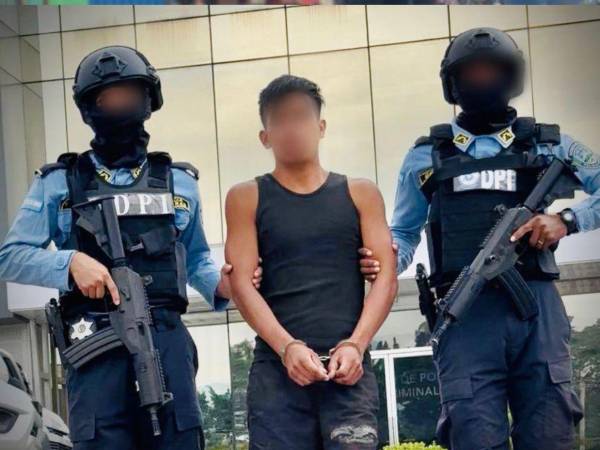 El sujeto fue detenidos por agentes de la Dirección Policial de Investigaciones (DPI).