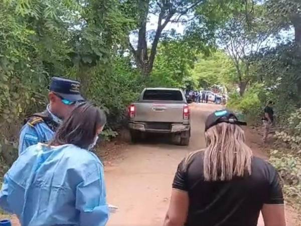 Los cadáveres de los fallecidos fueron trasladados hasta la morgue para realizar la respectiva identificación.