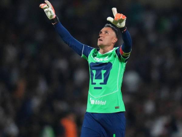 El tico Keylor Navas seguirá un buen rato jugando al fútbol.