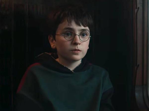 La televisión, con su extensión natural de episodios, ofrece el espacio que el cine nunca pudo garantizar.