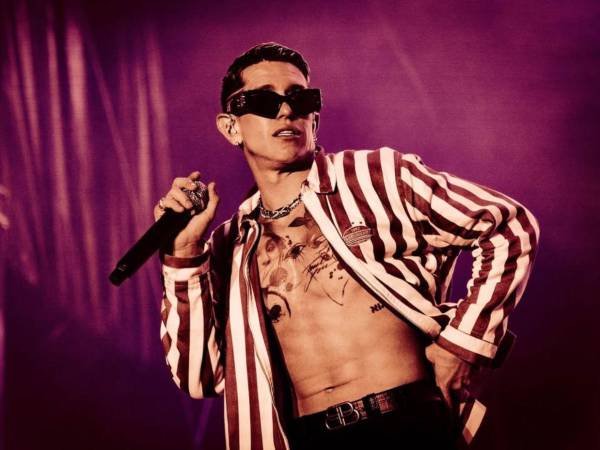 El cantante, compositor y productor puertorriqueño Lenny Tavárez se presentará en Tegucigalpa el próximo 27 de septiembre como parte del Coke Studio Music Fest 2025. A propósito de este evento, profundizamos en su trayectoria y logros dentro del género urbano.