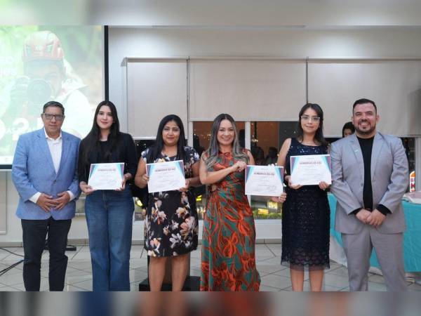 Mario Nuila, Lourdes Alvarado, Rosa María Pineda, Flor Serrano, Jericca Warren y Luis Chévez.