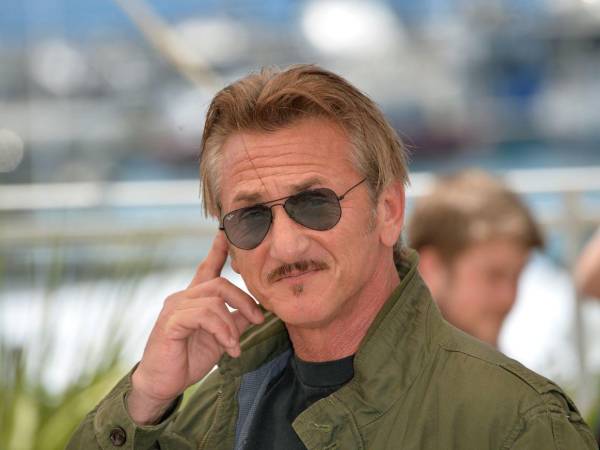 El compromiso de Sean Penn con Ucrania ha sido muy estrecho. El actor estadounidense se encontraba en Kiev rodando un documental sobre Zelensky durante la invasión de Rusia.