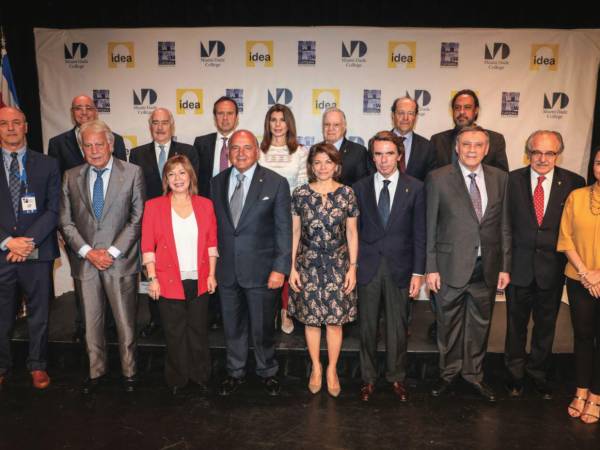 A su juicio, lo que está ocurriendo no solo pone en riesgo el proceso electoral, sino la integridad democrática del país.