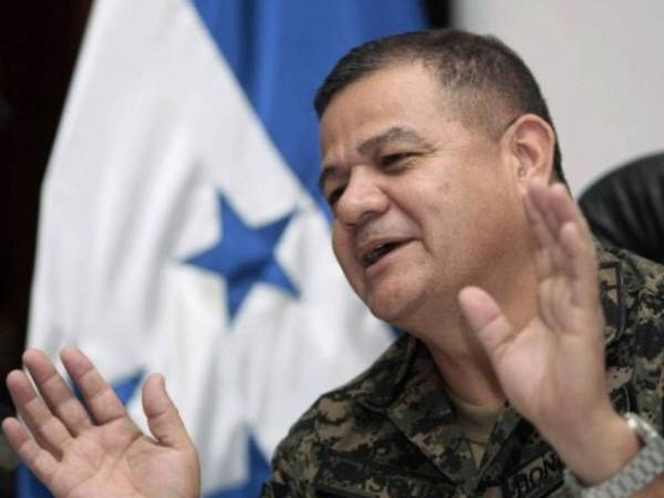 El general en retiro Romeo Vásquez Velásquez instó al CNE a reforzar la seguridad digital ante sospechas de manipulación en el sistema electoral.