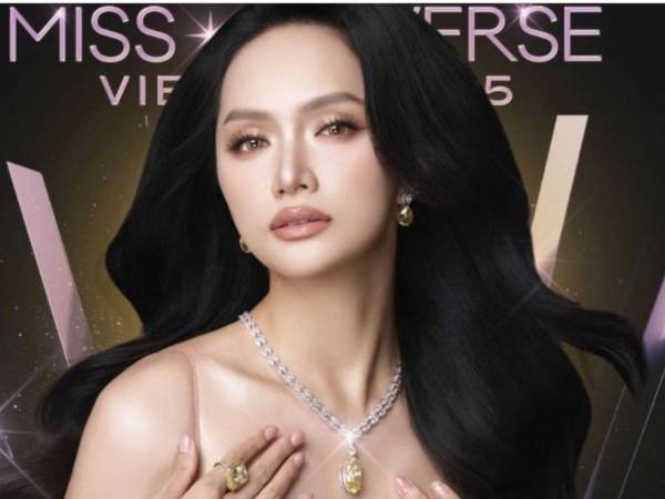 Nguyen Huong Giang, Miss Vietnam, es la primera mujer transgénero en representar a su país en el Miss Universo y la primera mujer trans de Asia.